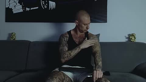 Calvin  online show from 11-12-25, 08:15