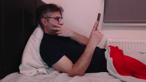 Snapshot of calvinjohnlad chatting on 12-03-24, 04:50 Calvinjohnlad online show from 12-03-24, 04:50