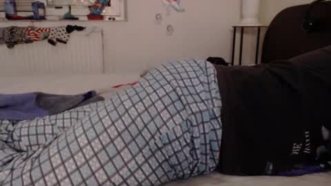 Calvinjohnlad online show from 11-14-25, 01:59