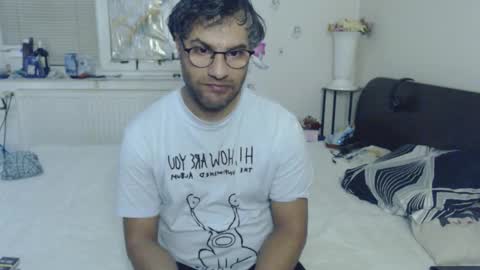 Calvinjohnlad online show from 12-04-25, 07:11