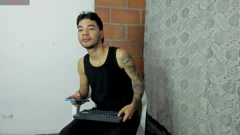 Snapshot of calvinparker_ chatting on 12-19-25, 03:24 Calvin online show from 12-19-25, 03:24