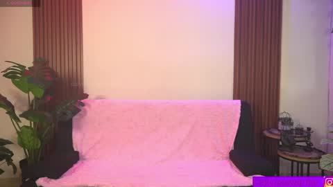 Snapshot of calypso_and_ge1 chatting on 05-12-26, 05:43 Calypso and Kayla online show from 05-12-26, 05:43