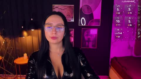 Snapshot of calypsownsu chatting on 12-04-24, 02:42 Christy online show from 12-04-24, 02:42