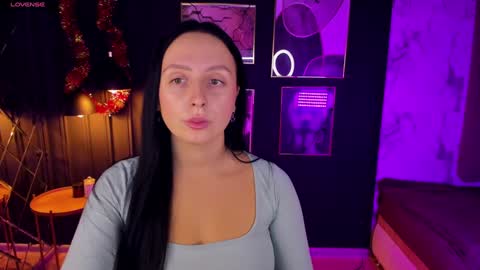 Snapshot of calypsownsu chatting on 12-29-24, 07:43 Christy online show from 12-29-24, 07:43