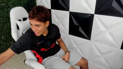 cam_xman online show from 12-03-25, 01:13