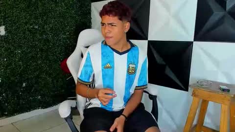 cam_xman online show from 12-15-25, 12:37