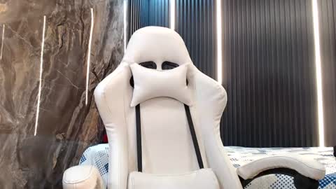 cam_xman online show from 07-18-26, 02:43