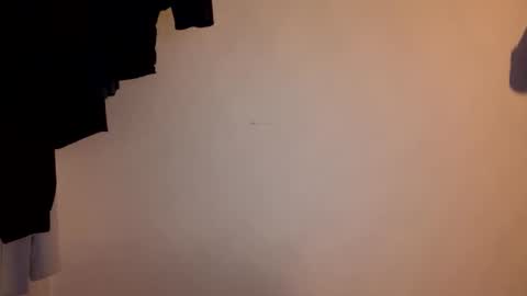 Snapshot of camboyforyou3 chatting on 11-04-25, 08:30 Amy online show from 11-04-25, 08:30