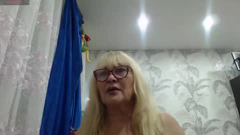 CamDiva1 online show from 11-17-25, 12:55