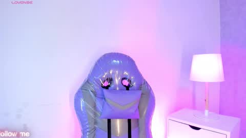 Camelia Smith online show from 03-06-26, 04:09