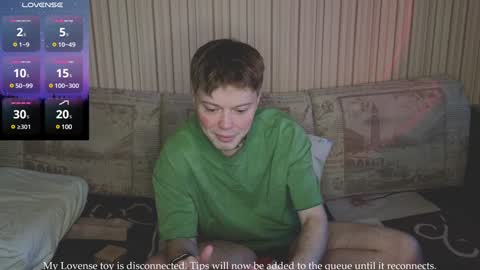 Snapshot of cameron_crowly chatting on 12-09-24, 05:51 Cameron online show from 12-09-24, 05:51