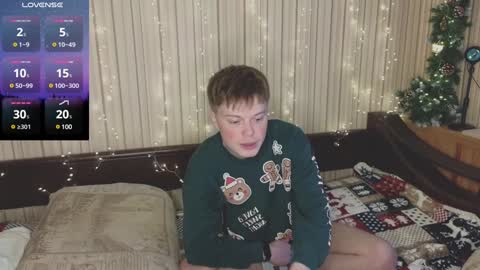 Snapshot of cameron_crowly chatting on 12-11-24, 05:53 Cameron online show from 12-11-24, 05:53