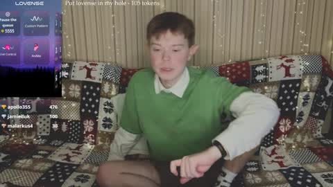 Snapshot of cameron_crowly chatting on 12-21-24, 10:50 Cameron online show from 12-21-24, 10:50