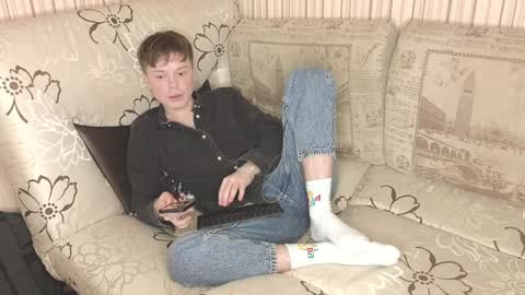 Snapshot of cameron_crowly chatting on 01-18-25, 12:36 Cameron online show from 01-18-25, 12:36