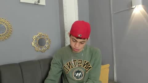 Snapshot of cameron_lux4 chatting on 11-19-25, 01:00 CAMERON online show from 11-19-25, 01:00