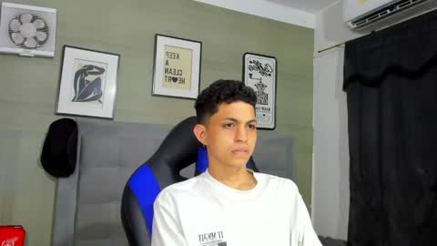 Snapshot of cameron_lux4 chatting on 04-13-26, 03:12 CAMERON online show from 04-13-26, 03:12