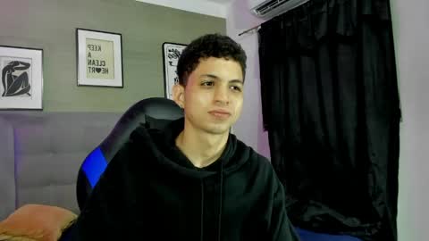 Snapshot of cameron_lux4 chatting on 04-19-26, 03:17 CAMERON online show from 04-19-26, 03:17