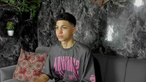 Snapshot of cameron_lux4 chatting on 04-24-26, 10:01 CAMERON online show from 04-24-26, 10:01