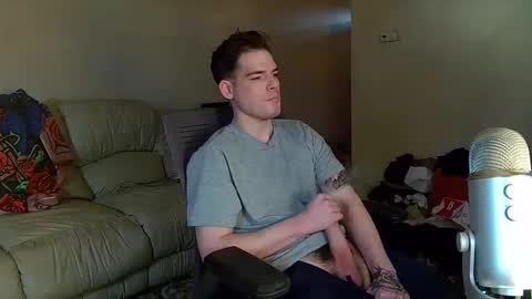 Snapshot of camerondt chatting on 01-06-25, 09:54 camerondt online show from 01-06-25, 09:54