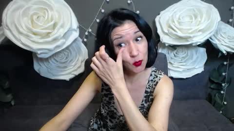 Cameronenns online show from 11-25-25, 01:33