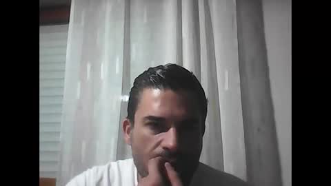 Snapshot of camforfan chatting on 10-31-25, 02:23 kevintop online show from 10-31-25, 02:23