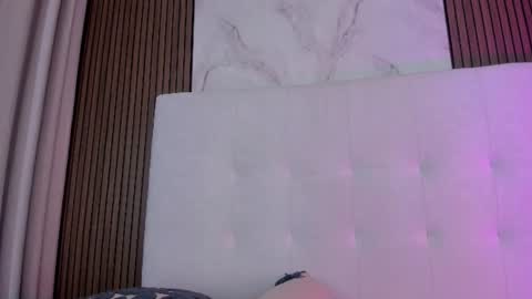 cami_adamss online show from 07-22-26, 11:35