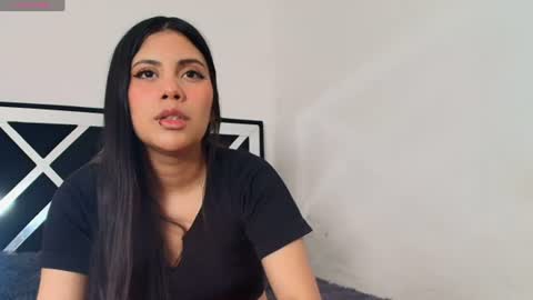 Snapshot of cami_cute00 chatting on 06-18-26, 10:30 cami_cute00 online show from 06-18-26, 10:30