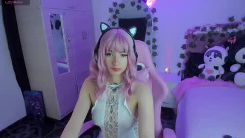 CAMI  online show from 03-10-25, 02:39