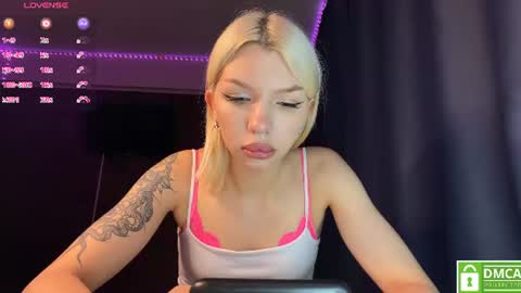 Hello My name is Rina  im new model here and little but shy but curious. online show from 08-05-26, 10:18