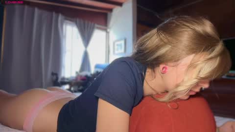 Snapshot of camii19y chatting on 05-22-26, 04:56 camii19y online show from 05-22-26, 04:56