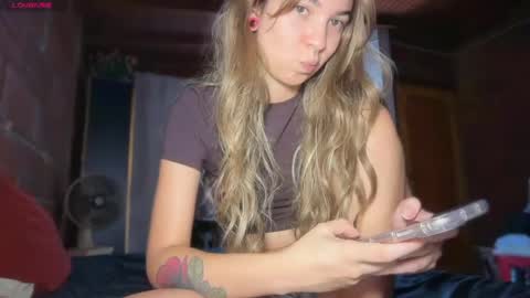 Snapshot of camii19y chatting on 06-02-26, 09:06 camii19y online show from 06-02-26, 09:06