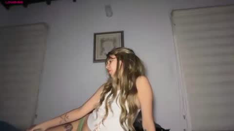 Snapshot of camii19y chatting on 06-14-26, 02:24 camii19y online show from 06-14-26, 02:24