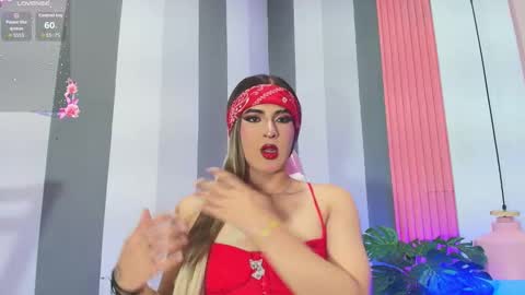 Snapshot of camii_raux chatting on 11-10-25, 03:38 CA M I online show from 11-10-25, 03:38