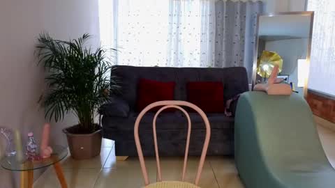 Camil online show from 01-30-25, 02:47