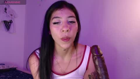 Snapshot of camila_668 chatting on 05-14-26, 02:40 Cami online show from 05-14-26, 02:40