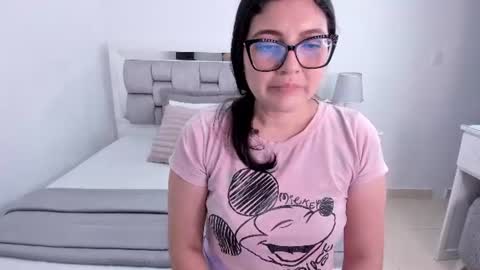 Snapshot of camila_buitrago chatting on 07-01-26, 12:56 Camila buitrago online show from 07-01-26, 12:56