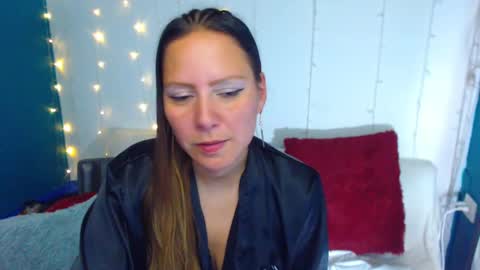 Snapshot of camila_delarosa chatting on 12-26-24, 07:27 camila online show from 12-26-24, 07:27