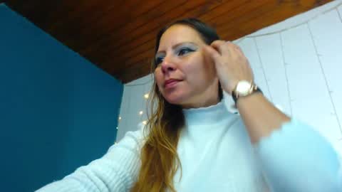 Snapshot of camila_delarosa chatting on 12-29-24, 12:12 camila online show from 12-29-24, 12:12