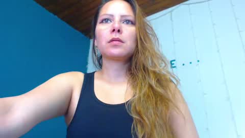 Snapshot of camila_delarosa chatting on 01-13-25, 12:45 camila online show from 01-13-25, 12:45