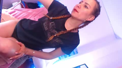 Snapshot of camila_delarosa chatting on 09-13-25, 12:27 camila online show from 09-13-25, 12:27