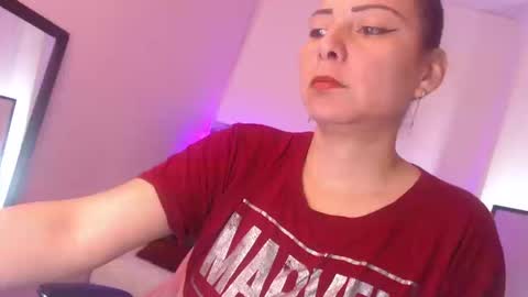 Snapshot of camila_delarosa chatting on 09-15-25, 04:51 camila online show from 09-15-25, 04:51