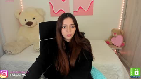  C A M I  online show from 12-19-24, 11:14