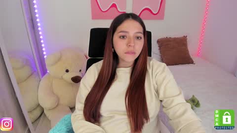  C A M I  online show from 02-06-25, 12:00