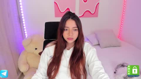  C A M I  online show from 02-10-25, 11:34