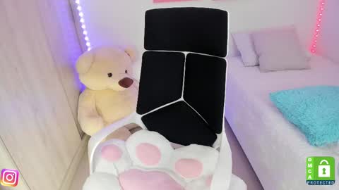  C A M I  online show from 02-26-25, 12:16