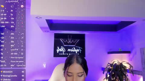 C A M I L A online show from 02-11-25, 07:54