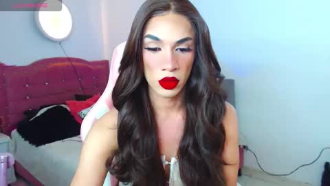 Camila online show from 04-19-26, 04:23