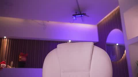 camila_martinez9 online show from 03-02-26, 11:39