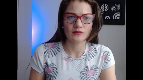 Camila ventura online show from 09-28-25, 02:00
