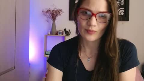 Snapshot of camila_ventura chatting on 11-28-25, 11:29 Camila ventura online show from 11-28-25, 11:29